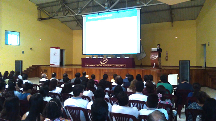 Destacado investigador chimbotano compartió experiencias sobre investigación científica en salud