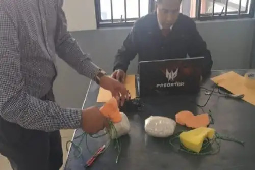 Personal del Inpe intercepta droga lanzada desde exteriores del penal de Huaraz