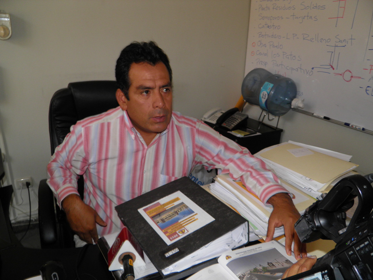 Chimbote: gerente edil asegura que trabajos en estadio quedarán listos antes del 5 de diciembre