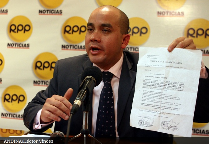 Asesor presidencial descartó que haya presionado a procuradora Vilcatoma