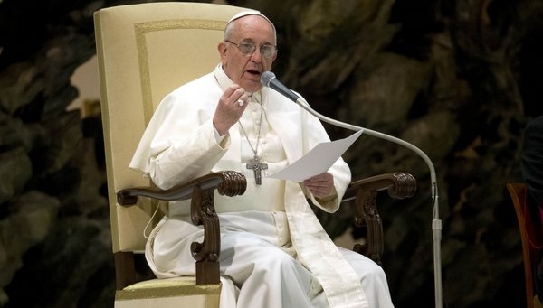 El papa a los comunicadores: “Encontremos a Dios en nuestra historia de cada día”