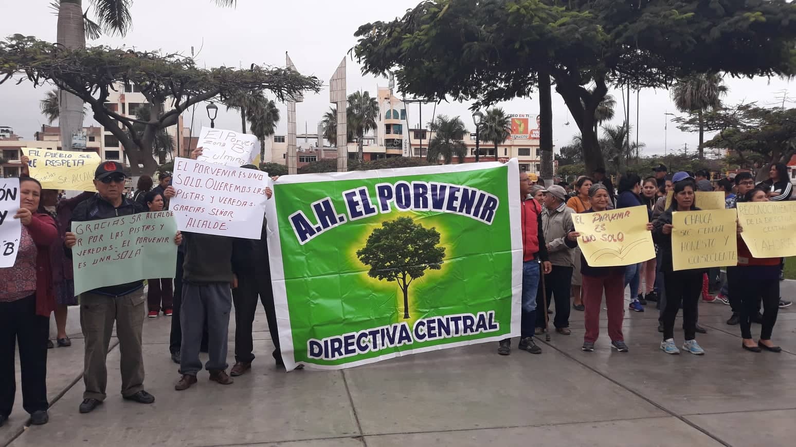Chimbote: moradores de “El Porvenir” piden que se culmine obra de pistas y veredas