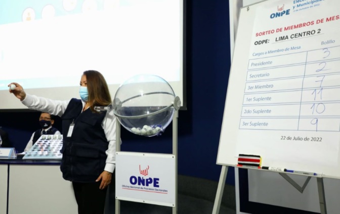 Onpe eligió más de 500 mil miembros de mesa para elecciones regionales y municipales