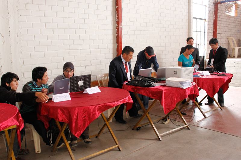 11 partidos políticos presentaron información financiera 2013 a la ONPE