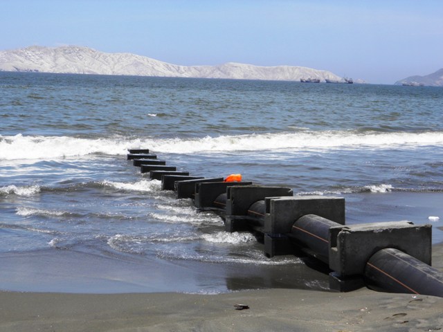 Chimbote: Municipio aclara que solo 8 fábricas están autorizadas para utilizar emisor submarino