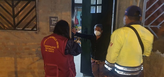 Empadronan a 350 familias que habitan en asentamientos Bello Sur y Tahuantinsuyo en Nuevo Chimbote