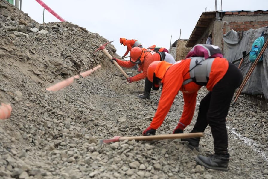 Ministro Palacios: "Unos 230 mil peruanos pobres afectados por la pandemia generarán ingresos con empleos temporales"
