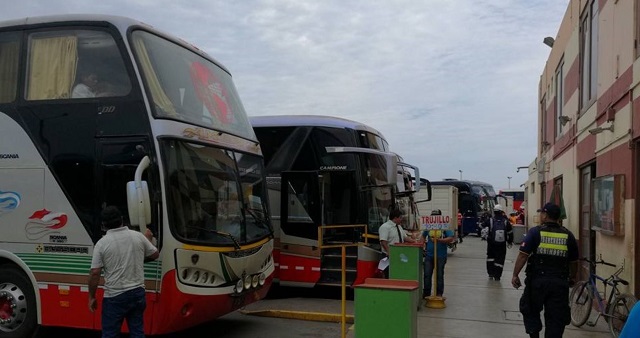 Transportistas interprovinciales de Chimbote se suman a protesta “Encendido de Motores”