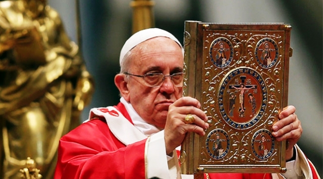  Papa nos invita en su encíclica a dejarnos iluminar por la fe (Video)