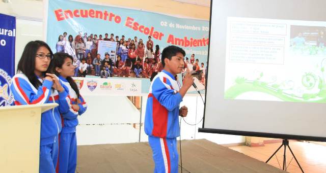 Escolares chimbotanos involucrados en temas medioambientales