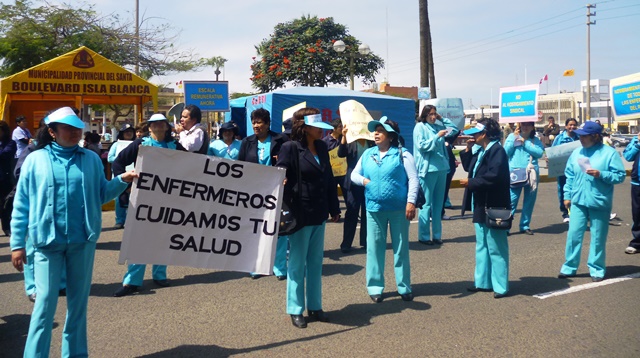  Enfermeras amenazan con abandonar servicios de hospitales y centros de salud