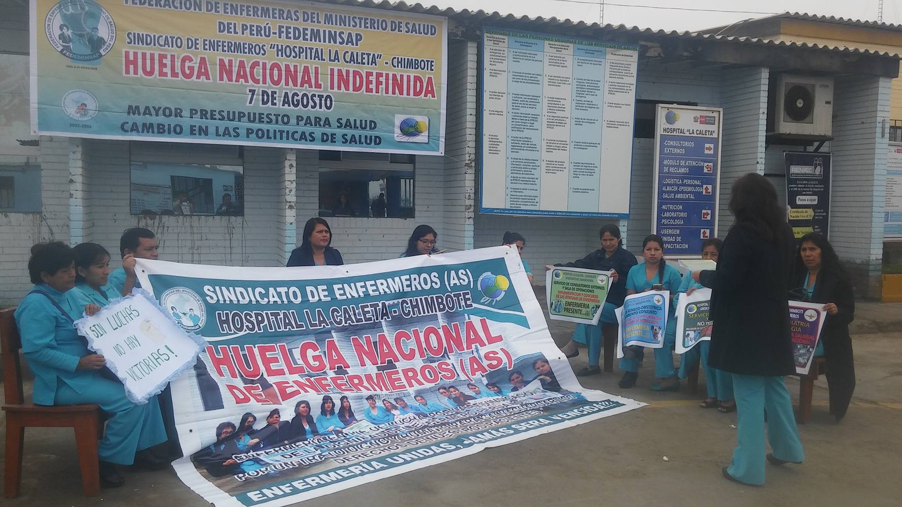 En 70 por ciento enfermeras de "La Caleta" de Chimbote acatan huelga indefinida