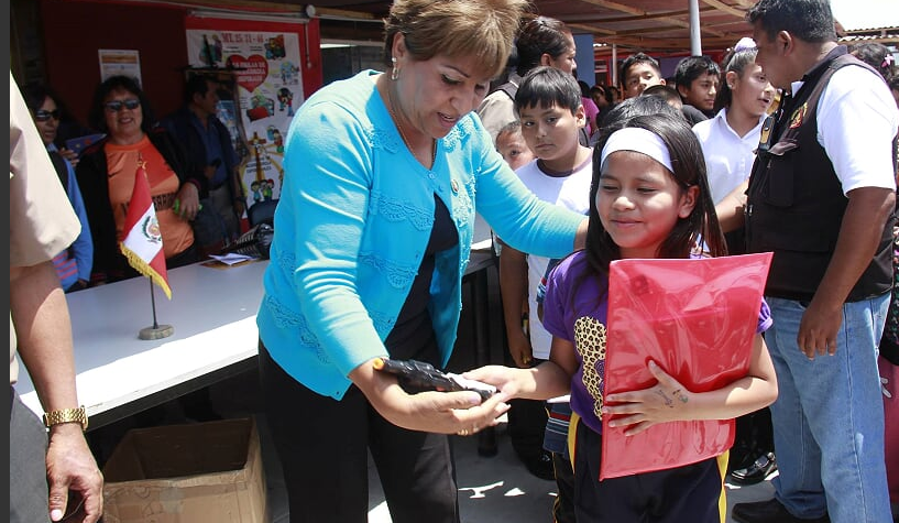 Chimbote: 140 niños de I.E. Inca Garcilazo de la Vega recibieron juguetes educativos