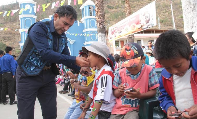  Más de 200 niños de Bolognesi recibieron suplemento de Omega 3