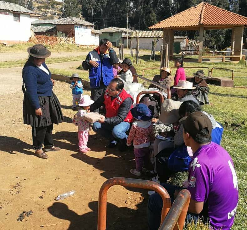 Contraloría verifica desde hoy entrega de kits de abrigo a más de cien mil niños afectados por heladas