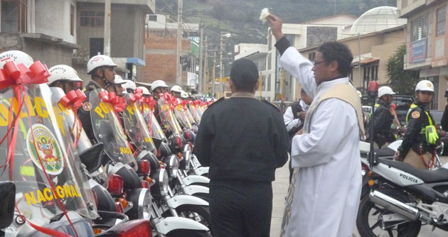 Entregan 25 unidades motorizadas y anuncian mayor implementación de comisarias de Áncash