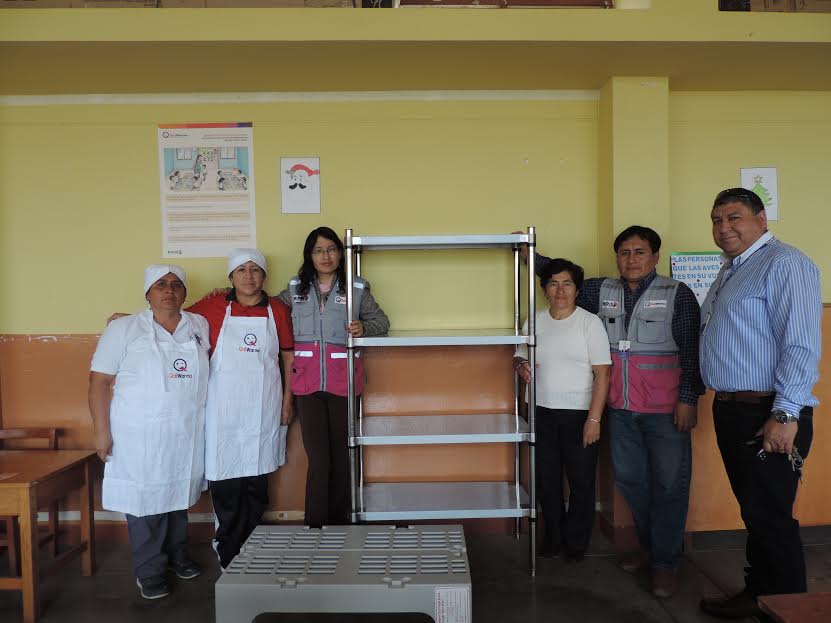 “Qali Warma” entrega estantes y parihuelas a colegios de Áncash