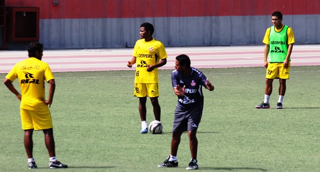  Solano preocupado por duelo con “San Martín” y planteamiento de Uribe