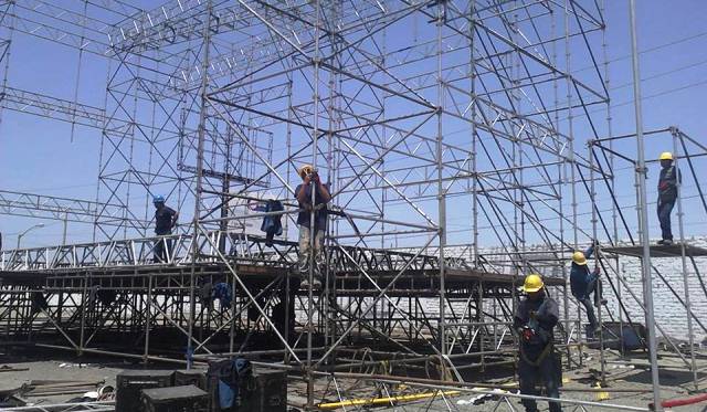 Escenario casi listo para el gran concierto de Gianmarco