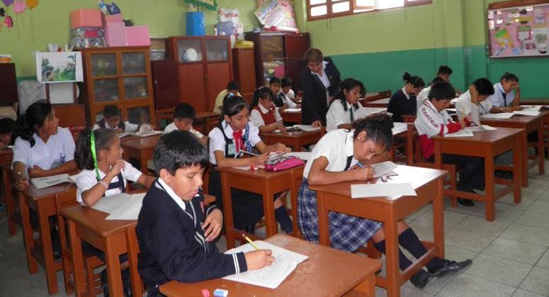 Escolares se ven afectados por la falta de libros que debe entregar el Estado