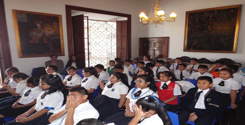 Trujillo: escritor chimbotano Fernando Cueto participa de actividades por mes de la primavera 