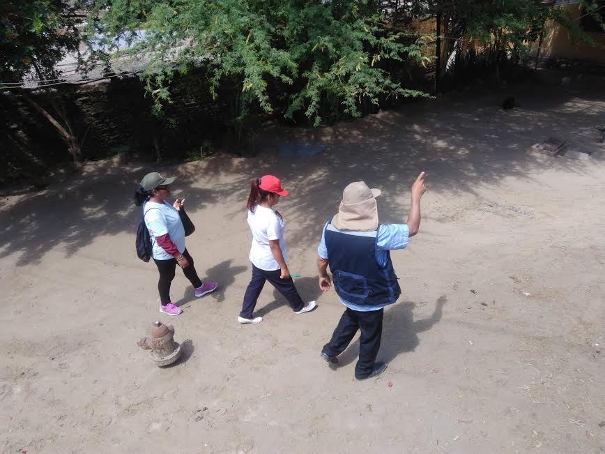Especialistas de la Red de Salud Norte realizan control larvario del dengue en el distrito de Coishco