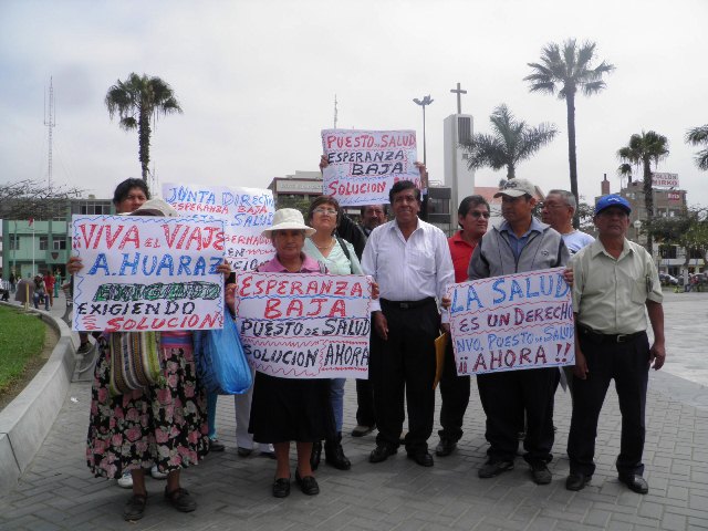 Moradores de “Esperanza Baja” exigen la culminación de dos obras paralizadas‏