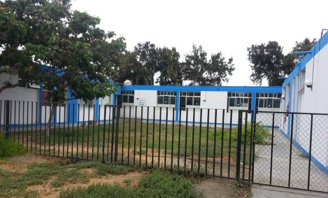 Áreas del hospital III de EsSalud en Chimbote permanecen enrejadas