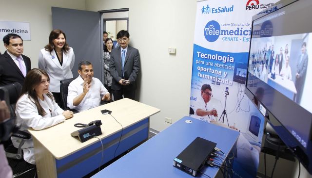 EsSalud ganó premio Creatividad Empresarial 2014, categoría Salud e Higiene