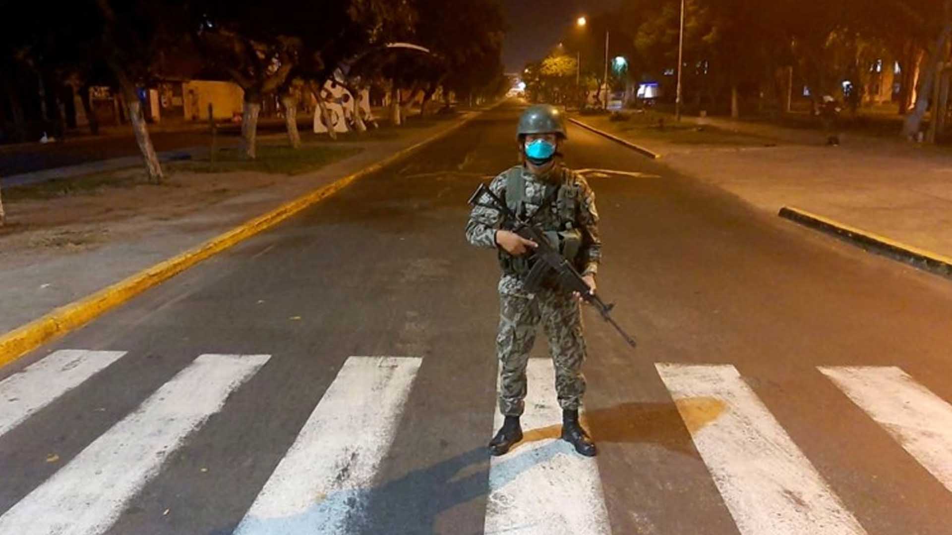 Gobierno hace oficial la norma: vehículos particulares no circularán el 24, 25, 31 de diciembre y el 1 de enero  