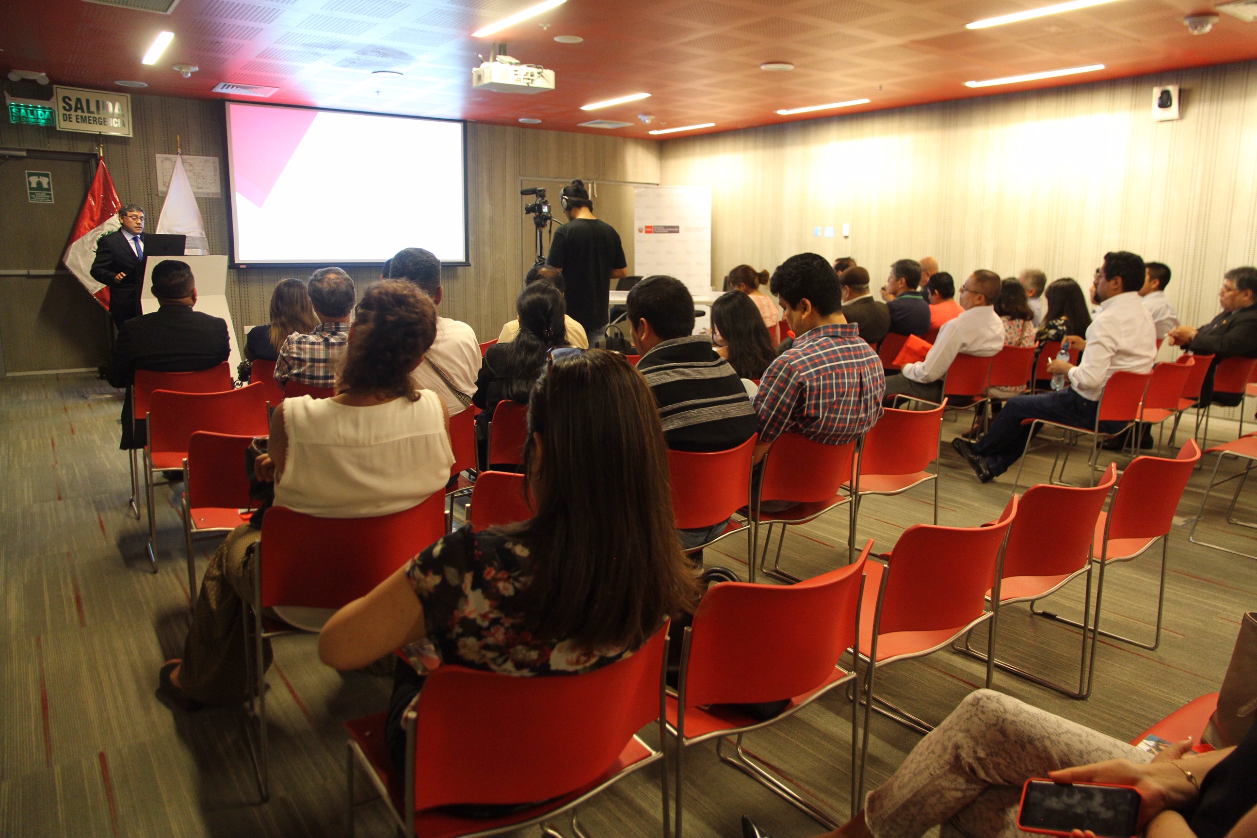 Estandarizarán requisitos para planificación y ejecución de proyectos de pavimentación de vías