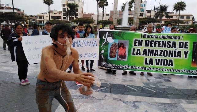 Estudiantes y líderes sociales encabezan marcha ciudadana en defensa de la Amazonía en Chimbote
