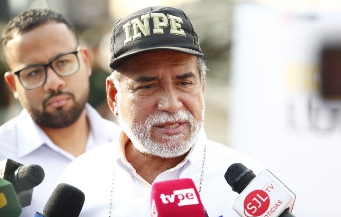 Premier Adrianzén confirma salida de jefe del INPE: "Ha presentado su renuncia y ha sido aceptada"