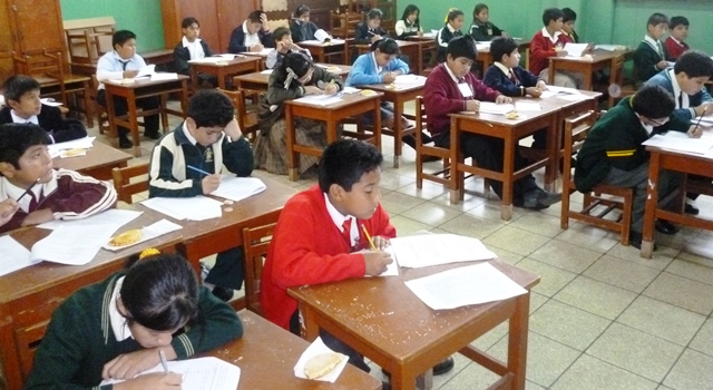  Prohíben exámenes de ingreso en instituciones educativas estatales