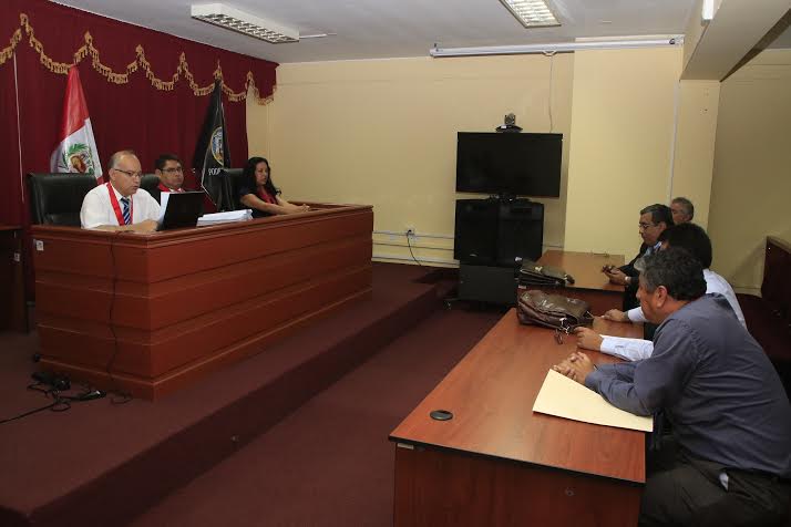 Chimbote: sentencian a 6 años de cárcel a exfiscal por cobro de coima