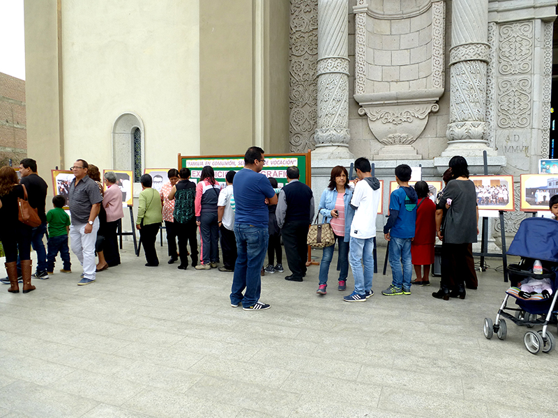 Se realizó exposición fotográfica sobre la vida del padre Sandro Dordi