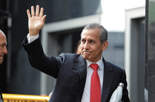 Ejecutivo destina más de S/ 290 mil para defensa legal de Ollanta Humala por el Caso Gasoducto
