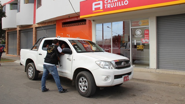 Casma: En segundos se roban 475 mil soles de Caja Trujillo