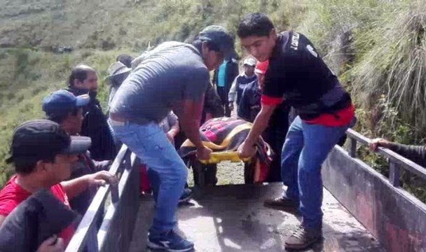 Comunero que buscaba mineral murió al caer a un abismo de 100 metros en la provincia de Pallasca