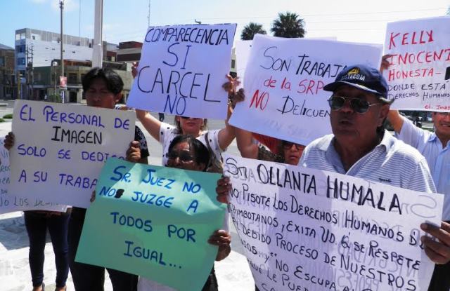 Familiares de comunicadores investigados por caso “La Centralita” protestan