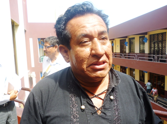 Director del colegio “Garcilaso” sería sancionado por exponer al alumnado