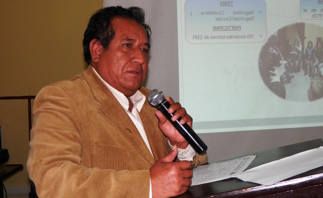 Investigan a cuatro directores de colegios por utilizar a sus alumnos en protestas