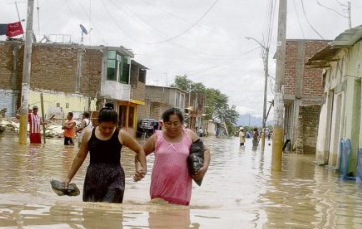 Alerta: lluvias moderadas en la sierra y costa norte ponen en riesgo a 968 distritos