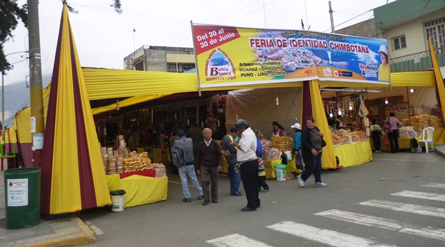  Feria ambulante de Pardo genera desorden y no tiene baños públicos