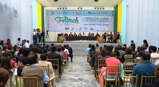 Empezó la VI Feria del Libro de Nuevo Chimbote