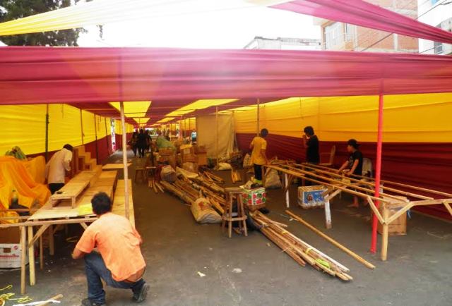 Chimbote: cierran calles avenida Pardo para instalar 400 stands en feria ambulante