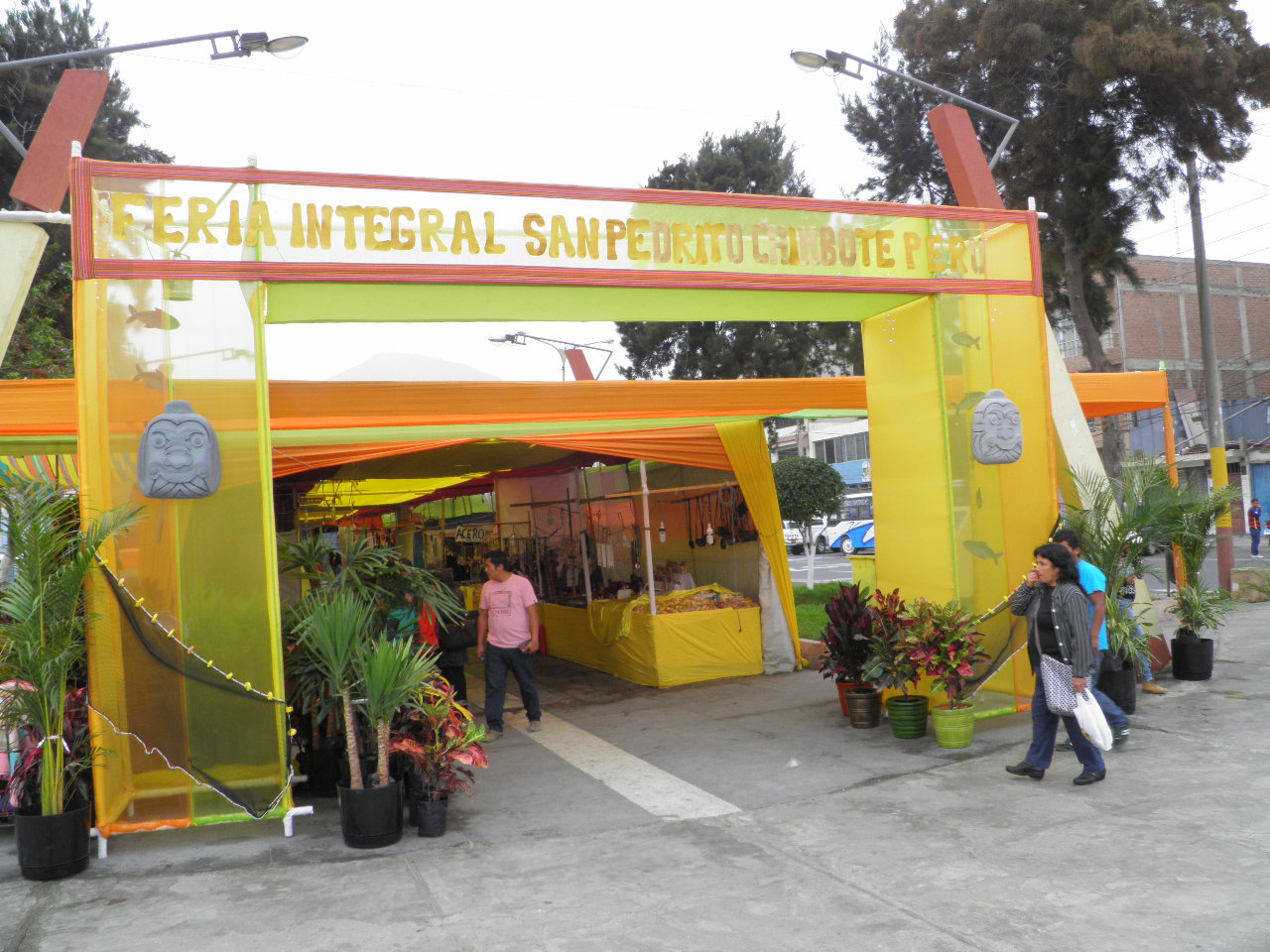 Chimbote: comerciantes de Feria Artesanal San Pedrito se quedarán una semana más