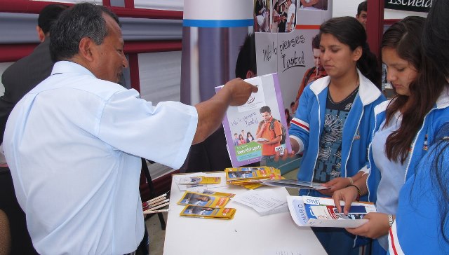 Exitosa participación de Uladech Católica en Feria de Orientación Vocacional