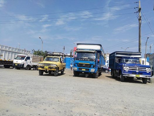 Chimbote: comerciantes de “Los Ferroles” exigen retiro de camiones informales