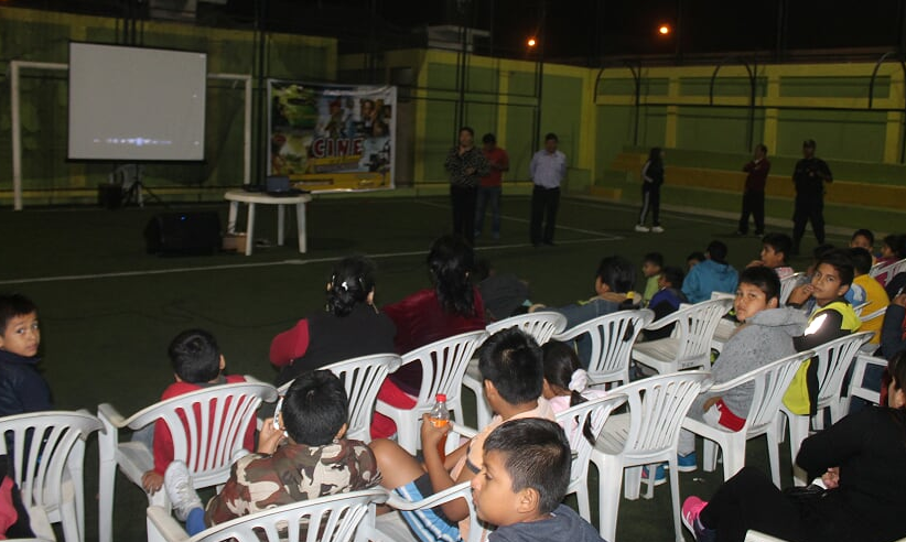 Chimbote: la MPS inició programa “Cine en el Barrio” en El Porvenir